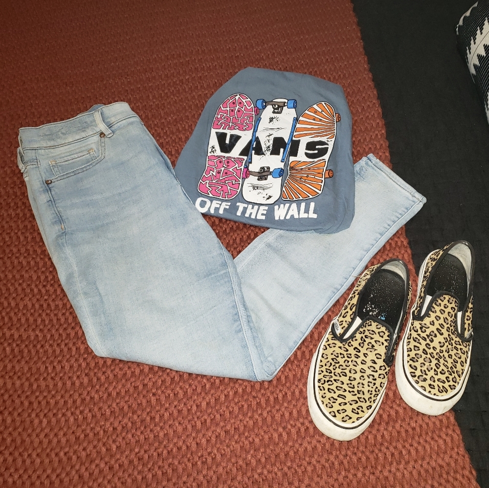 Light-wash Express Skinny Jeans